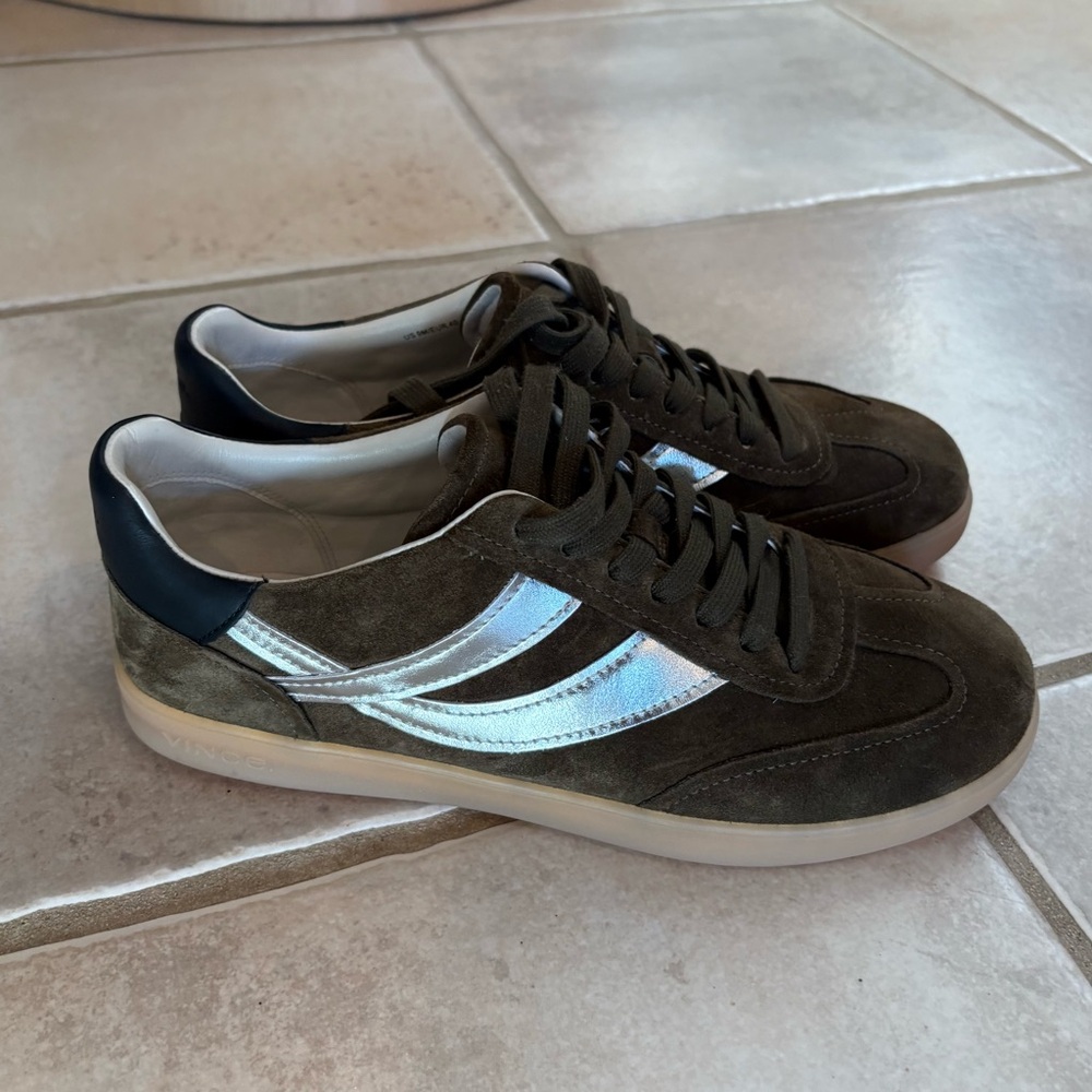 Brand New Vince Oasis Olive/Brown Suede Sneakers with Metallic Accent. NWOB